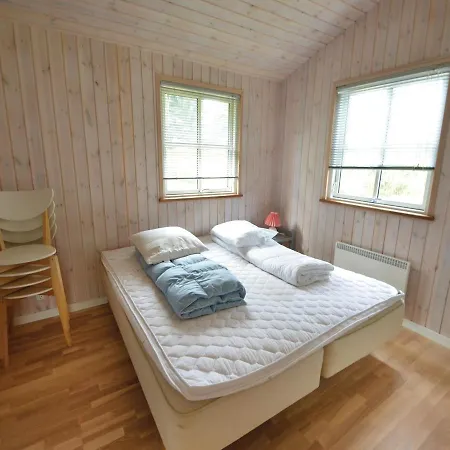 Two-bedroom Holiday In Hébergement de vacances *