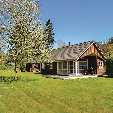 Two-bedroom Holiday In Hébergement de vacances Ebeltoft